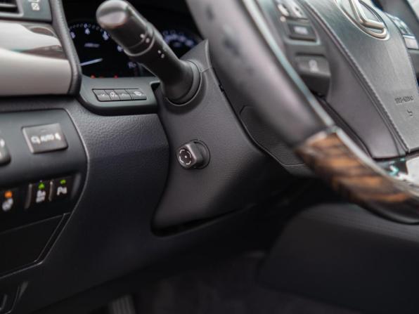 Lexus LS IV Рестайлинг 2 с пробегом 2014 года, цена 2 799 000 рублей, 204593 км, седан, Автокод Объявления