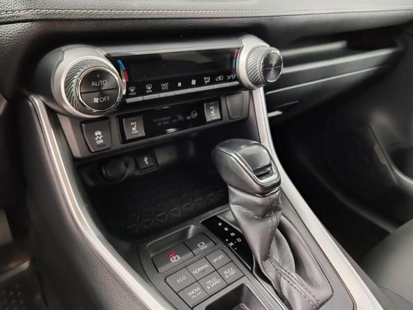 Toyota RAV4 V (XA50) с пробегом 2020 года, цена 2 649 000 рублей, 147424 км, внедорожник, Автокод Объявления