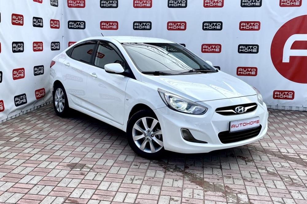 Hyundai Solaris I Санкт-Петербург  - изображение 3