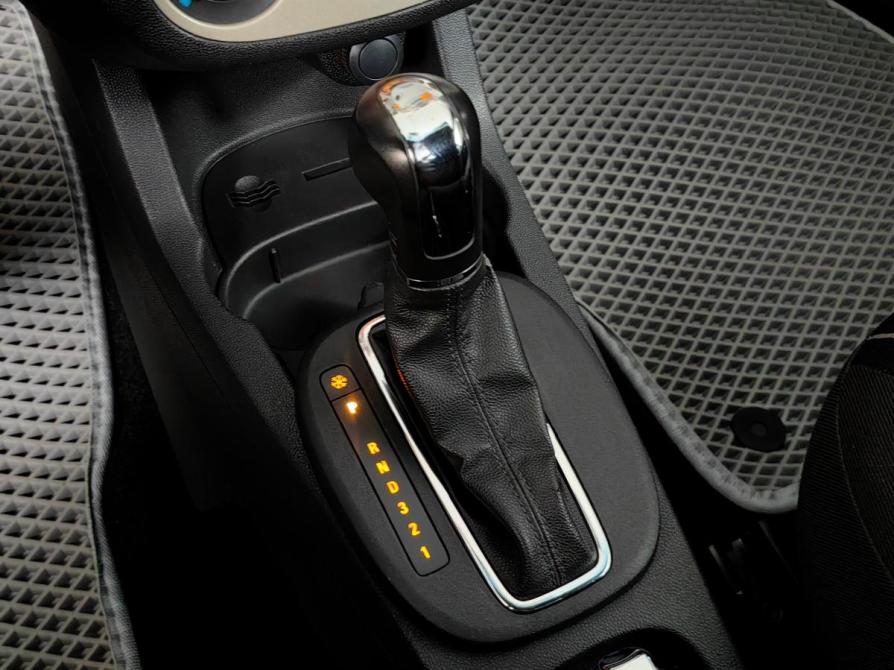 Opel Corsa D Москва  - изображение 19