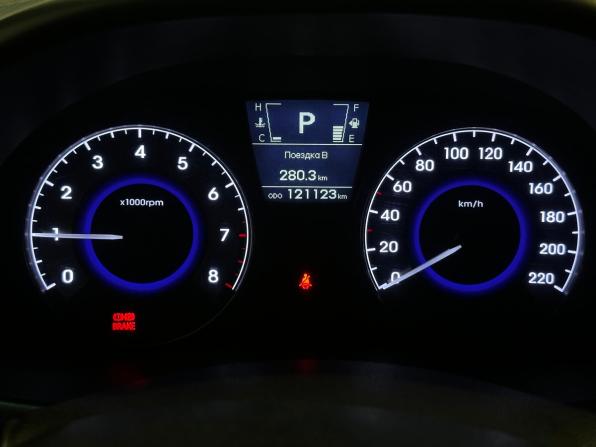 Hyundai Solaris I с пробегом 2014 года, цена 980 000 рублей, 121120 км, седан, Автокод Объявления