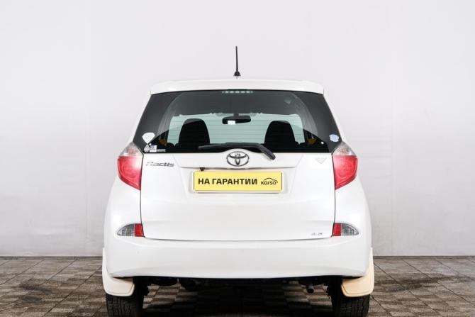 Toyota Ractis II с пробегом 2012 года, цена 959 000 рублей, 65000 км, хэтчбек, Автокод Объявления