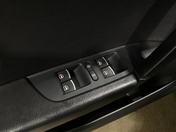Volkswagen Touareg II с пробегом 2013 года, цена 2 940 000 рублей, 99229 км, внедорожник, Автокод Объявления