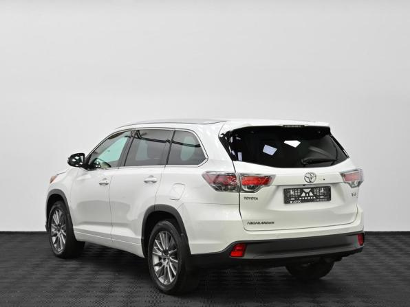 Toyota Highlander III (XU50) с пробегом 2015 года, цена 2 599 000 рублей, 112000 км, внедорожник, Автокод Объявления