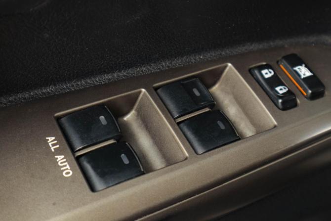 Toyota Land Cruiser 200 Series с пробегом 2008 года, цена 3 349 000 рублей, 314000 км, внедорожник, Автокод Объявления