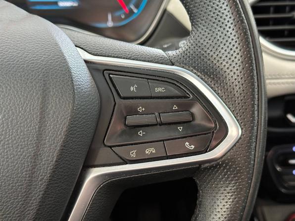 Chevrolet Captiva II с пробегом 2022 года, цена 2 187 000 рублей, 50587 км, внедорожник, Автокод Объявления
