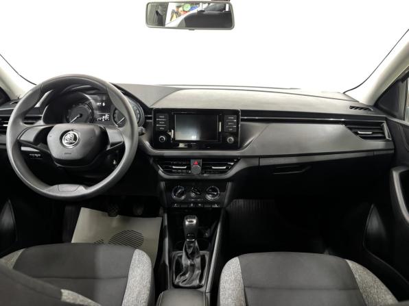 Skoda Rapid II с пробегом 2022 года, цена 1 560 000 рублей, 92703 км, лифтбек, Автокод Объявления
