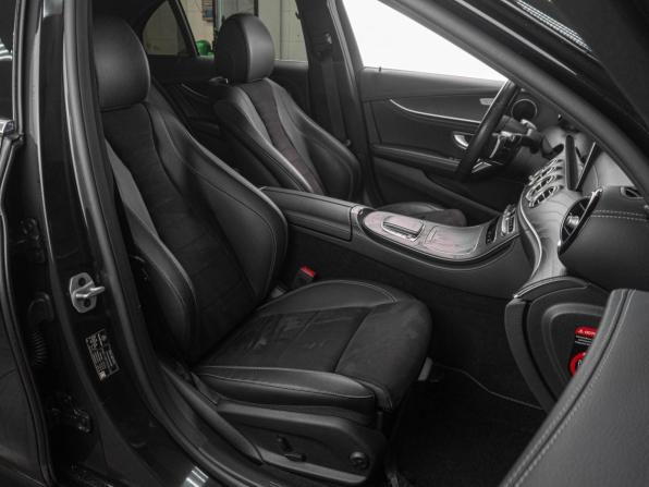 Mercedes-Benz E-Класс V (W213 S213 C238) Рестайлинг с пробегом 2022 года, цена 5 839 000 рублей, 34684 км, седан, Автокод Объявления