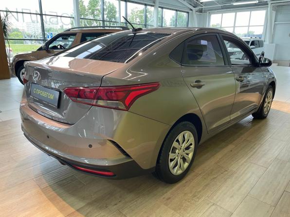 Hyundai Solaris II Рестайлинг с пробегом 2021 года, цена 1 470 000 рублей, 71480 км, седан, Автокод Объявления