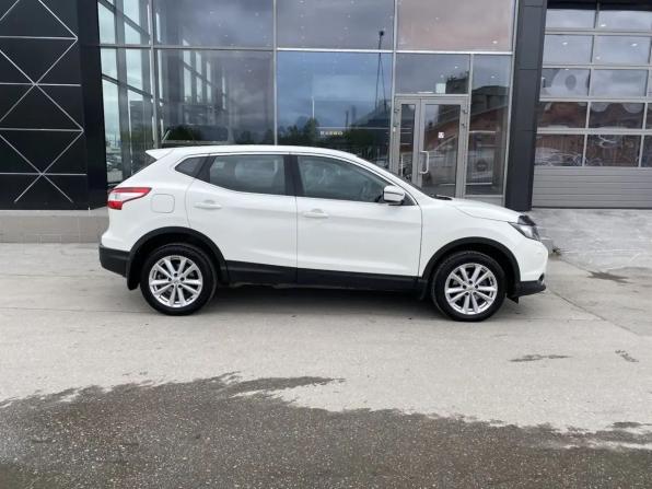 Nissan Qashqai II с пробегом 2014 года, цена 1 395 000 рублей, 176945 км, внедорожник, Автокод Объявления