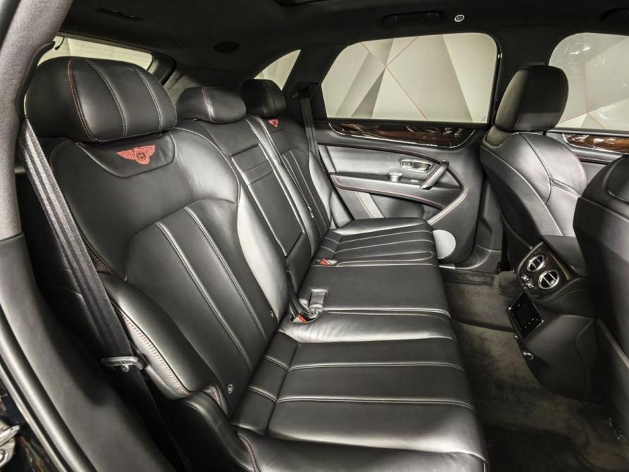 Bentley Bentayga I Москва  - изображение 15