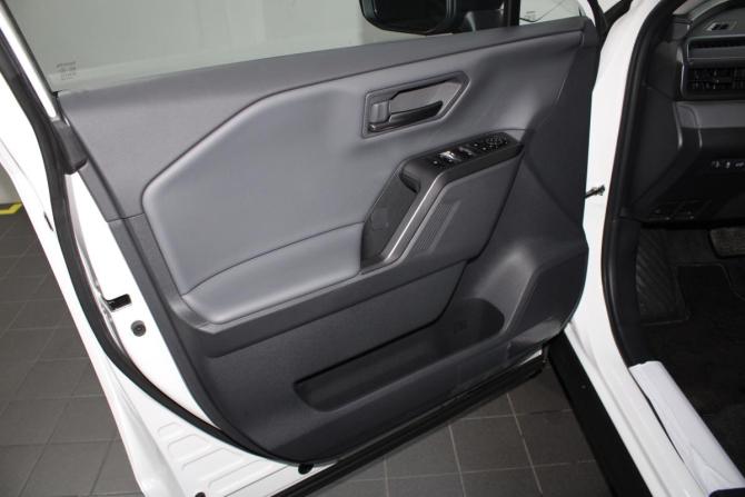 Toyota RAV4 VI (XA60) с пробегом 2026 года, цена 4 550 000 рублей, 25 км, внедорожник, Автокод Объявления