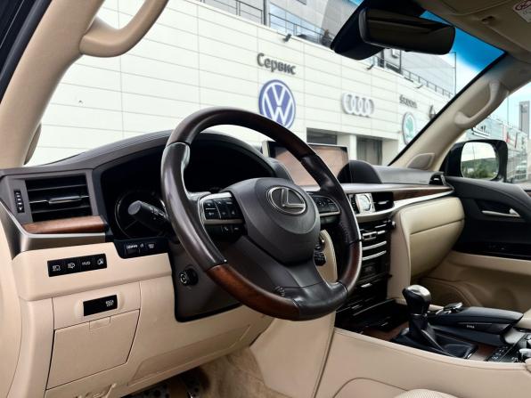 Lexus LX III Рестайлинг 2 с пробегом 2020 года, цена 9 629 000 рублей, 71484 км, внедорожник, Автокод Объявления
