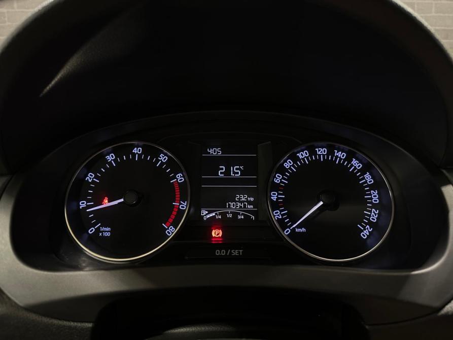 Skoda Rapid I Челябинск  - изображение 17