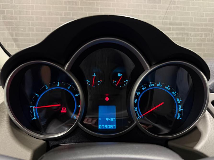 Chevrolet Cruze I Челябинск  - изображение 18