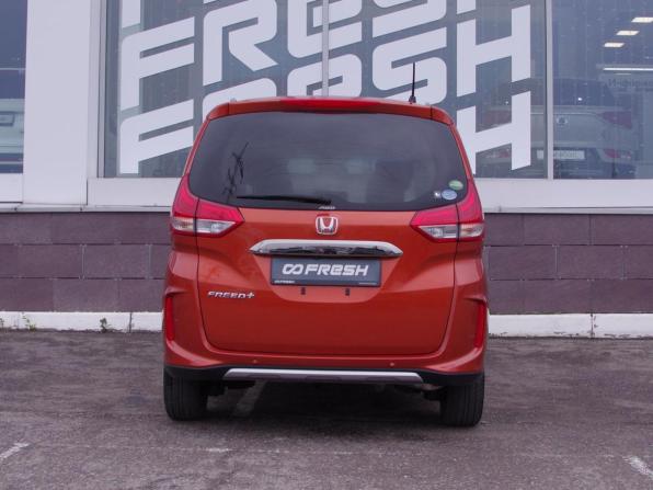 Honda Freed II Рестайлинг с пробегом 2021 года, цена 2 189 000 рублей, 60627 км, компактвэн, Автокод Объявления