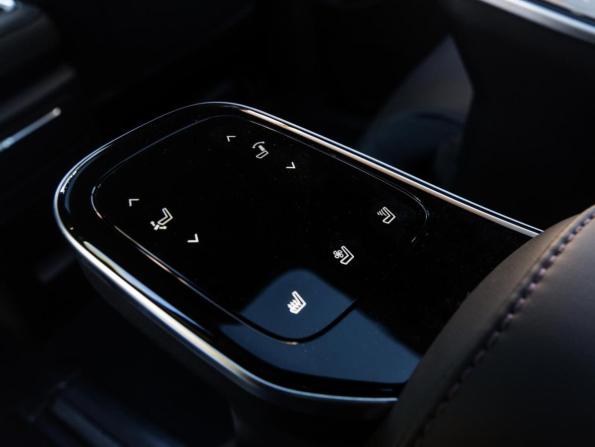 GAC M8 с пробегом 2026 года, цена 4 690 000 рублей, 53 км, минивэн, Автокод Объявления