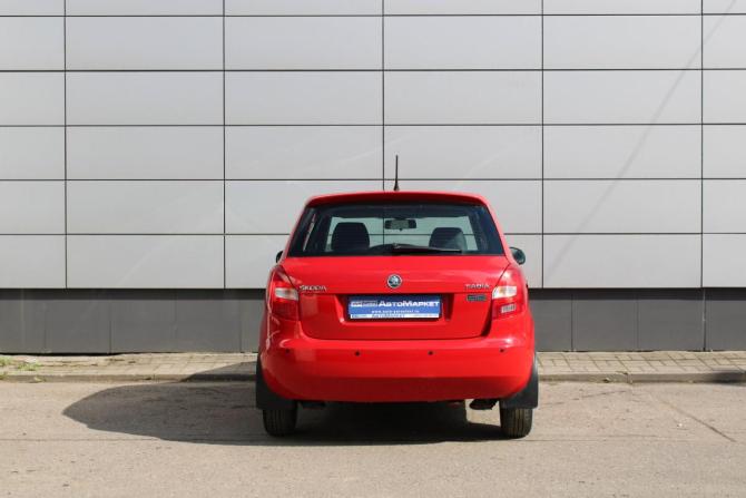 Skoda Fabia II Рестайлинг с пробегом 2013 года, цена 575 000 рублей, 93327 км, хэтчбек, Автокод Объявления