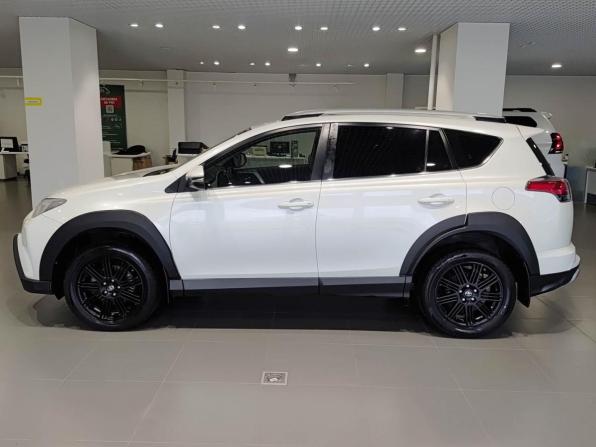 Toyota RAV4 IV (XA40) Рестайлинг с пробегом 2017 года, цена 2 160 000 рублей, 271482 км, внедорожник, Автокод Объявления