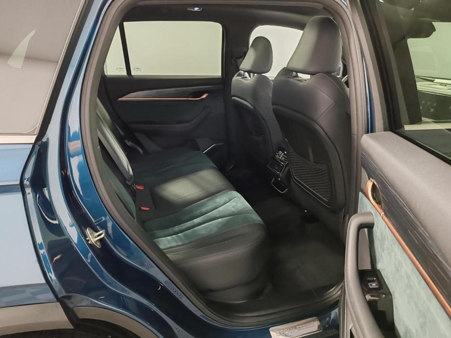 Geely Monjaro I Москва  - изображение 19