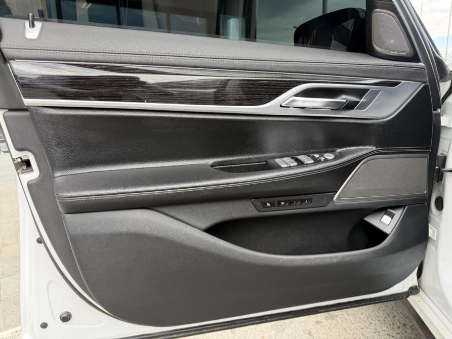BMW 7 серии VI (G11/G12) Волгоград  - изображение 10