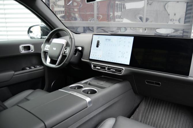 Li Auto (Lixiang) L7 I с пробегом 2024 года, цена 5 490 000 рублей, 14390 км, внедорожник, Автокод Объявления