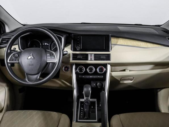 Mitsubishi Xpander I Рестайлинг с пробегом 2023 года, цена 2 600 000 рублей, 21471 км, внедорожник, Автокод Объявления
