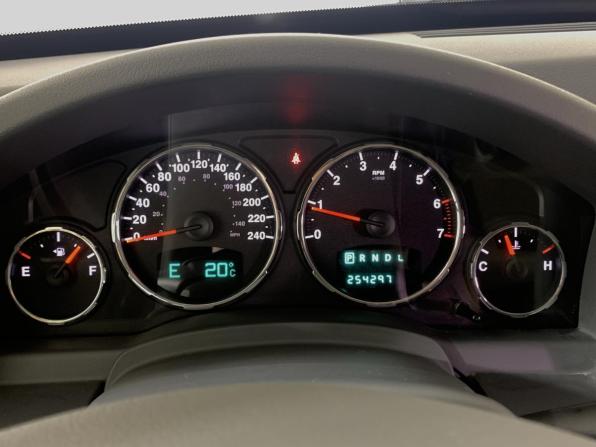 Jeep Cherokee IV (KK) с пробегом 2008 года, цена 1 050 000 рублей, 254296 км, внедорожник, Автокод Объявления