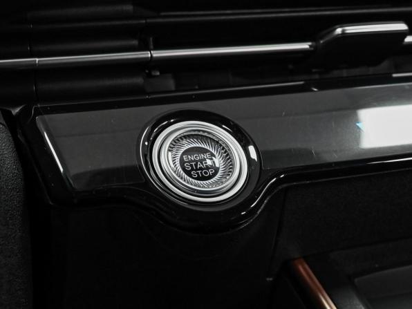 Omoda C5 I с пробегом 2024 года, цена 1 799 000 рублей, 37278 км, внедорожник, Автокод Объявления