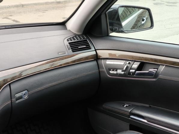 Mercedes-Benz S-Класс V (W221) Рестайлинг с пробегом 2012 года, цена 1 489 000 рублей, 233415 км, седан, Автокод Объявления