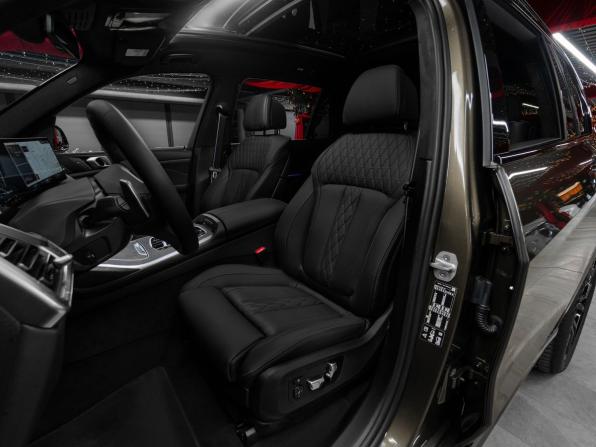 BMW X7 I (G07) Рестайлинг с пробегом 2025 года, цена 17 450 000 рублей, 40 км, внедорожник, Автокод Объявления