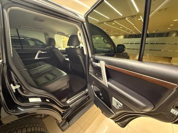 Toyota Land Cruiser 200 Series Рестайлинг 2 с пробегом 2018 года, цена 6 200 000 рублей, 245486 км, внедорожник, Автокод Объявления