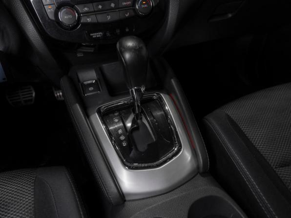 Nissan Qashqai II с пробегом 2015 года, цена 1 130 000 рублей, 158827 км, внедорожник, Автокод Объявления