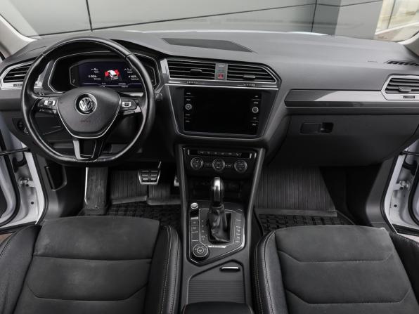 Volkswagen Tiguan II с пробегом 2019 года, цена 2 398 000 рублей, 153888 км, внедорожник, Автокод Объявления