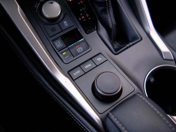 Lexus NX I с пробегом 2014 года, цена 2 599 000 рублей, 113608 км, внедорожник, Автокод Объявления