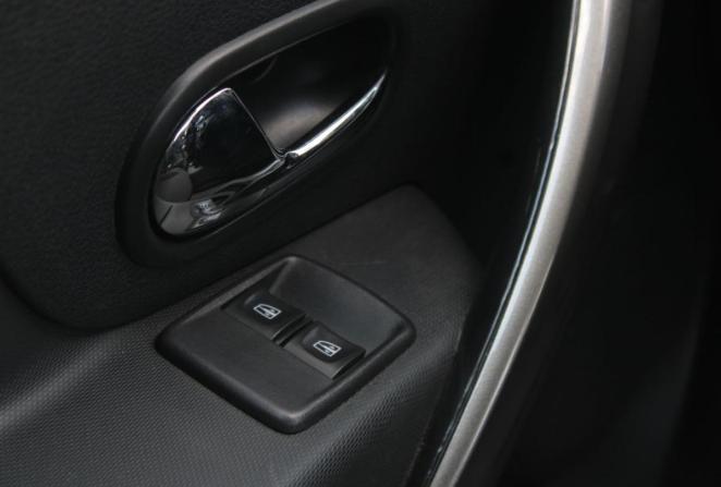 Renault Sandero II Рестайлинг с пробегом 2020 года, цена 1 360 000 рублей, 86882 км, хэтчбек, Автокод Объявления