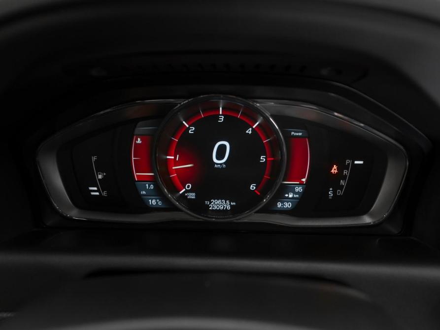Volvo XC60 I Рестайлинг Москва  - изображение 11