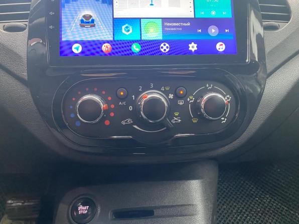 Renault Kaptur I с пробегом 2017 года, цена 1 140 000 рублей, 106184 км, внедорожник, Автокод Объявления