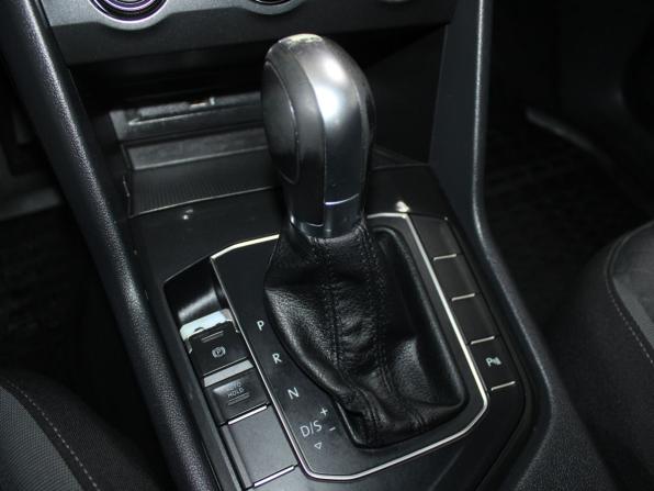 Volkswagen Tiguan II с пробегом 2017 года, цена 1 549 900 рублей, 269896 км, внедорожник, Автокод Объявления