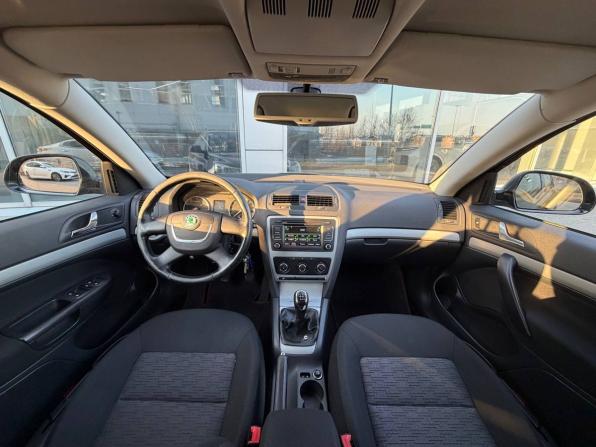 Skoda Octavia II (A5) Рестайлинг с пробегом 2012 года, цена 655 000 рублей, 173400 км, лифтбек, Автокод Объявления