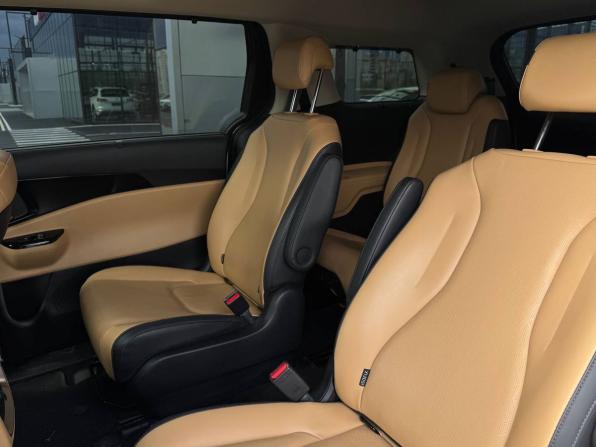 Kia Carnival IV с пробегом 2021 года, цена 4 140 000 рублей, 123713 км, минивэн, Автокод Объявления