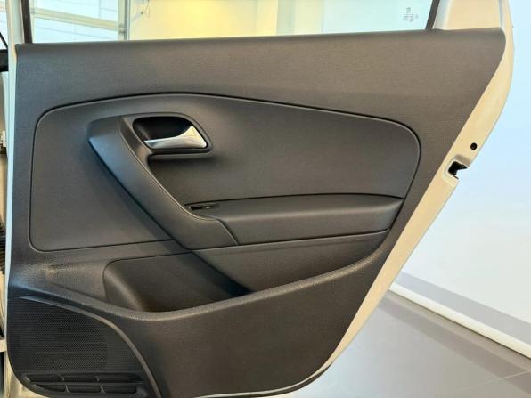 Volkswagen Polo V с пробегом 2012 года, цена 580 000 рублей, 182968 км, седан, Автокод Объявления