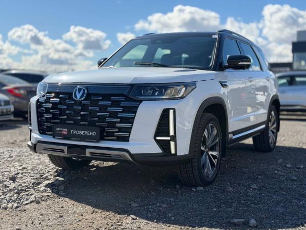 Changan CS95 I Рестайлинг 2 с пробегом 2023 года, цена 3 350 000 рублей, 2584 км, внедорожник, Автокод Объявления