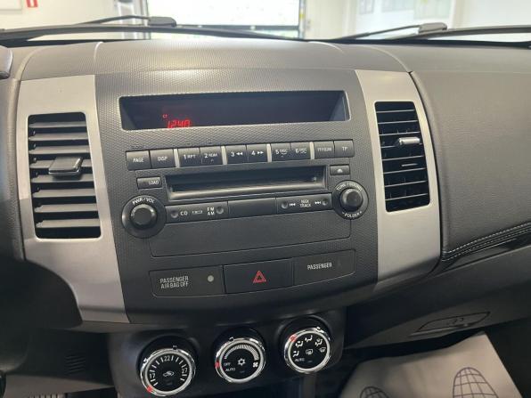 Mitsubishi Outlander II Рестайлинг с пробегом 2010 года, цена 1 218 000 рублей, 167449 км, внедорожник, Автокод Объявления