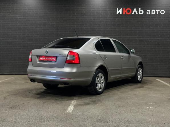 Skoda Octavia II (A5) Рестайлинг с пробегом 2012 года, цена 800 000 рублей, 263911 км, лифтбек, Автокод Объявления