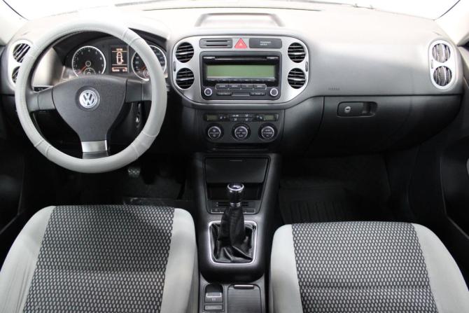 Volkswagen Tiguan I с пробегом 2009 года, цена 675 000 рублей, 186999 км, внедорожник, Автокод Объявления