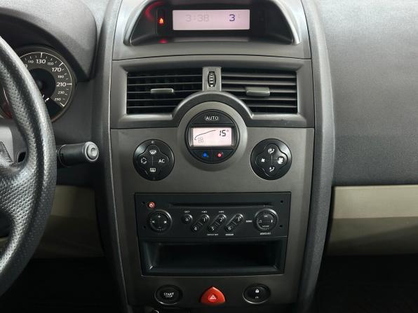 Renault Megane II Рестайлинг с пробегом 2006 года, цена 495 000 рублей, 214233 км, седан, Автокод Объявления