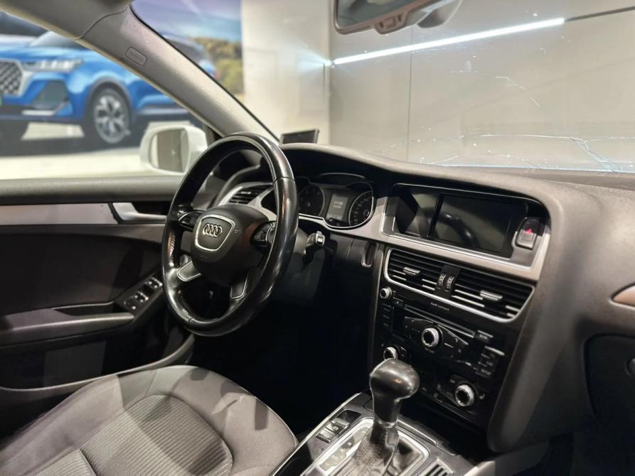 Audi A4 IV (B8) Рестайлинг Новосибирск  - изображение 15