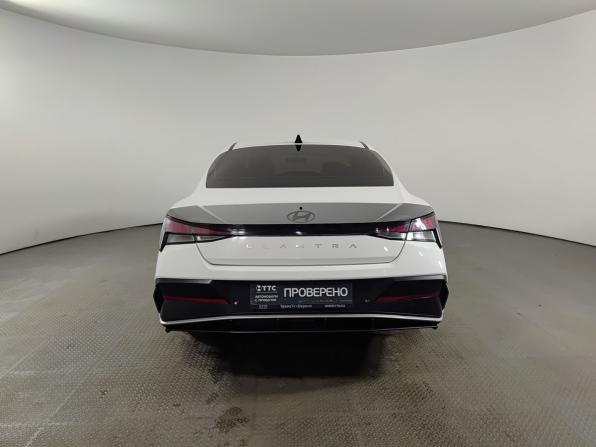 Hyundai Elantra VII (CN7) Рестайлинг с пробегом 2023 года, цена 2 250 000 рублей, 63886 км, седан, Автокод Объявления