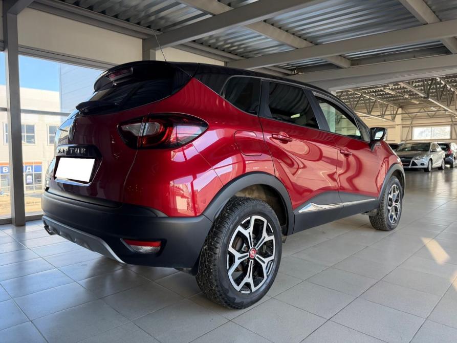 Renault Kaptur I Березовский  - изображение 6